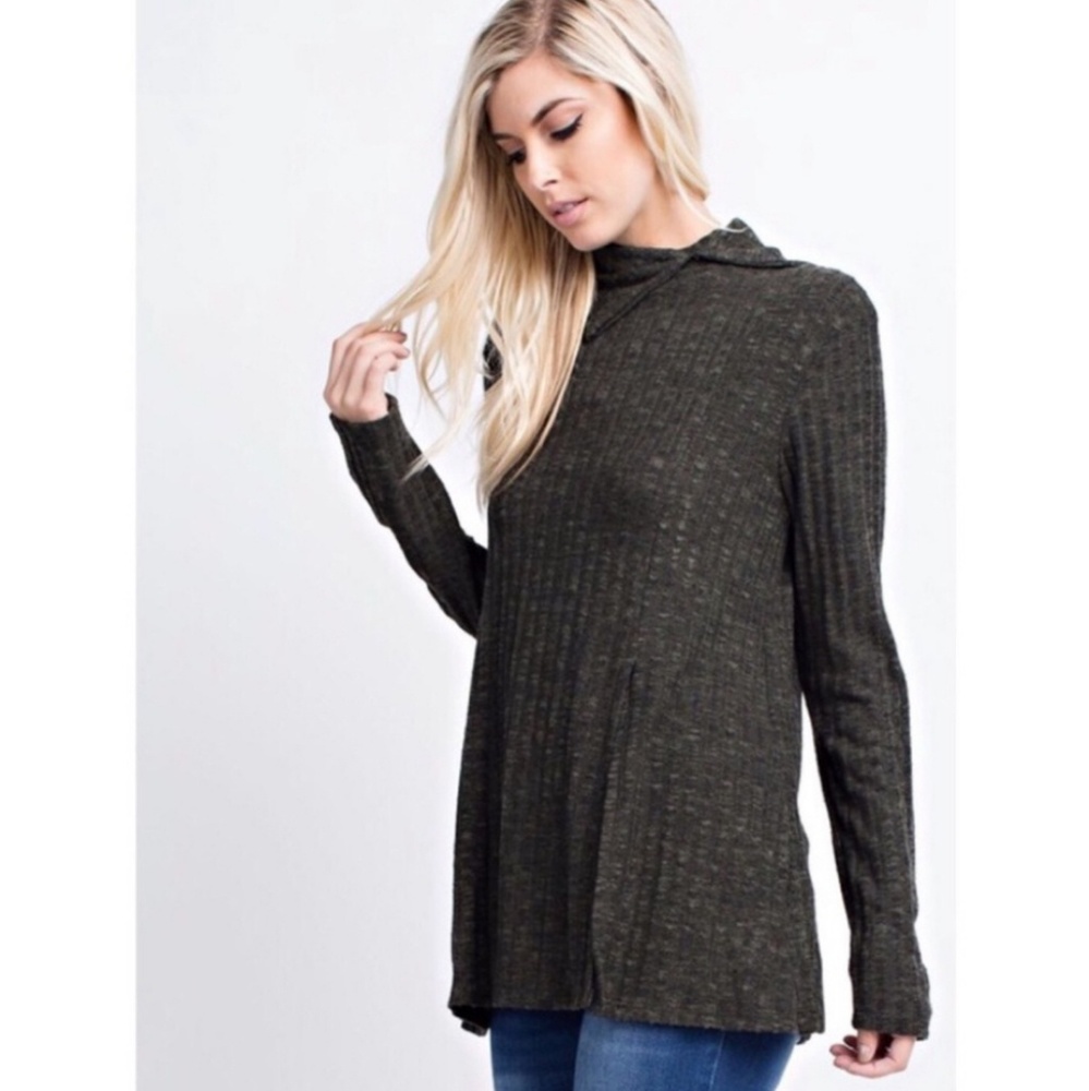Asymmetrical Turtle Neck Sweater - Picture 4 of 6